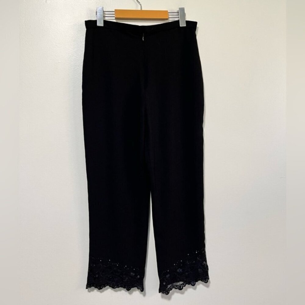 Plus Size Black Cropped Pants with Lace Hem - Size XXL - Picture 2 of 8
